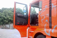 中国重汽 汕德卡SITRAK G7S重卡 530马力 6X4 LNG自动档牵引车(带液缓)