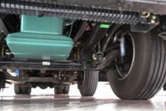 一汽解放 J6V 510马力 8X4 9.4米LNG仓栅式载货车(CA5310CCYP66M25L7T4E6)