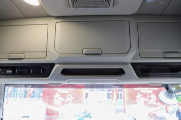 �ൺ��� ӥ; ����� 600���� 6X4 LNG�Զ���ǣ����(Һ��)(CA4257P35K18T1NE6A80)ͼƬ