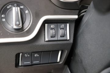 �ൺ��� ӥ; ����� 600���� 6X4 LNG�Զ���ǣ����(Һ��)(CA4257P35K18T1NE6A80)ͼƬ