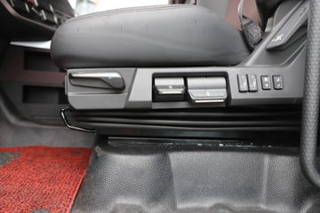 �ൺ��� ӥ; ����� 600���� 6X4 LNG�Զ���ǣ����(Һ��)(CA4257P35K18T1NE6A80)ͼƬ