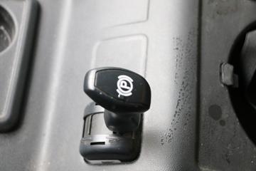 �ൺ��� JK6 ��·�������� 320���� 8X4 6.2����ж��ͼƬ