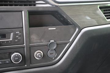 �ൺ��� JK6 ��·�������� 320���� 8X4 6.2����ж��ͼƬ