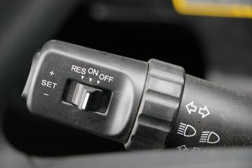 �ൺ��� JK6 ��·�������� 320���� 8X4 6.2����ж��ͼƬ