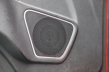 �ൺ��� JK6 ��·�������� 320���� 8X4 6.2����ж��ͼƬ