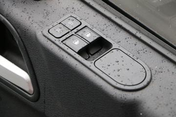 �ൺ��� JK6 ��·�������� 320���� 8X4 6.2����ж��ͼƬ