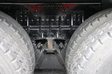 �ൺ��� JK6 ��·�������� 320���� 8X4 6.2����ж��ͼƬ