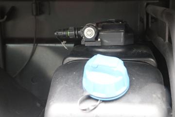 �ൺ��� JK6 ��·�������� 320���� 8X4 6.2����ж��ͼƬ