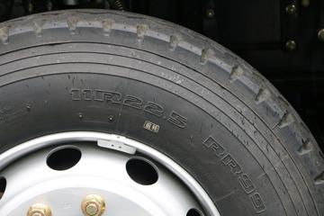 �ൺ��� JK6 ��·�������� 320���� 8X4 6.2����ж��ͼƬ