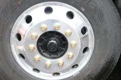 青岛解放 JH6重卡 智尊版 320马力 6.75米AMT自动档仓栅式载货车