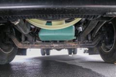 青岛解放 JH6重卡 智尊版 320马力 6.75米AMT自动档仓栅式载货车
