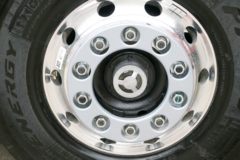 一汽解放 J7重卡 经典版 530马力 4X2 LNG自动档牵引车(CA4180P77M26E6)