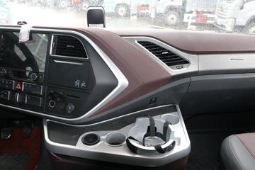 �ൺ��� ӥ; ����� 620���� 8X4 9.5��AMT�Զ�����س�(Һ��)ͼƬ