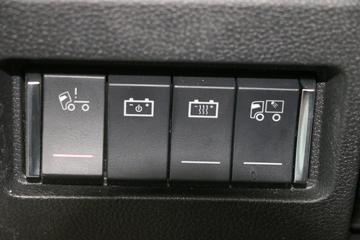 �ൺ��� ӥ; ����� 620���� 8X4 9.5��AMT�Զ�����س�(Һ��)ͼƬ