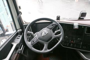 �ൺ��� ӥ; ����� 620���� 8X4 9.5��AMT�Զ�����س�(Һ��)ͼƬ