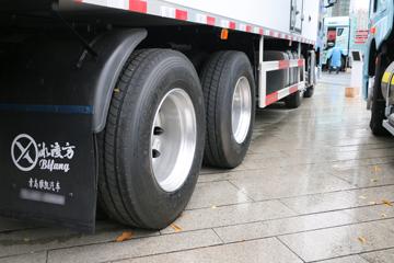 �ൺ��� ӥ; ����� 620���� 8X4 9.5��AMT�Զ�����س�(Һ��)ͼƬ