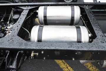 ��� ��; 200���� 5.2����ʽ�ػ���ͼƬ