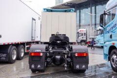 青岛解放 JH6重卡 510马力 6X4 双燃料牵引车(液缓)
