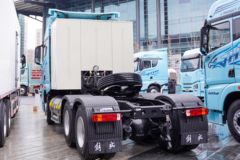青岛解放 JH6重卡 510马力 6X4 双燃料牵引车(液缓)