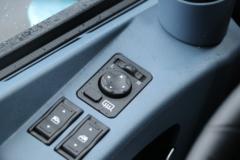 青岛解放 JH6重卡 530马力 4X2 LNG自动档牵引车(液缓)(CA4189P25K2NE6A80)