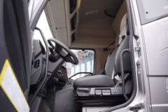 一汽解放 J6E重卡 530马力 4X2 LNG自动档牵引车(CA4180P66M25AE6)