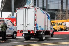 解放 E90 3.5T 3.665米单排纯电动厢式微卡(CA5035XXYBEV21)55.06kWh