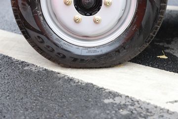 ��� E90 3.5T 3.665�׵��Ŵ��綯��ʽ΢��55.06kWhͼƬ