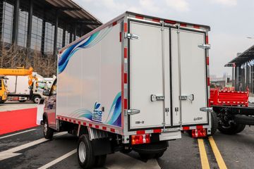 ��� E90 3.5T 3.665�׵��Ŵ��綯��ʽ΢��55.06kWhͼƬ