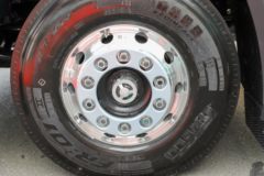 一汽解放 J7重卡 600马力 6X4 LNG自动档牵引车(液缓)(速比3.417)(CA4250P77M26T1A1E6)