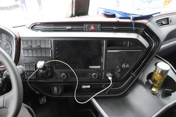 һ����� J6V�ؿ� �캽�� 600���� 6X4 LNG�Զ���ǣ����(Һ��)(CA4250P66M25T1A3E6)ͼƬ