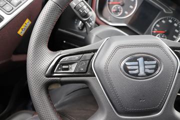 һ����� J6V�ؿ� �캽�� 600���� 6X4 LNG�Զ���ǣ����(Һ��)(CA4250P66M25T1A3E6)ͼƬ