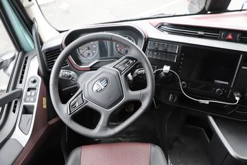 һ����� J6V�ؿ� �캽�� 600���� 6X4 LNG�Զ���ǣ����(Һ��)(CA4250P66M25T1A3E6)ͼƬ