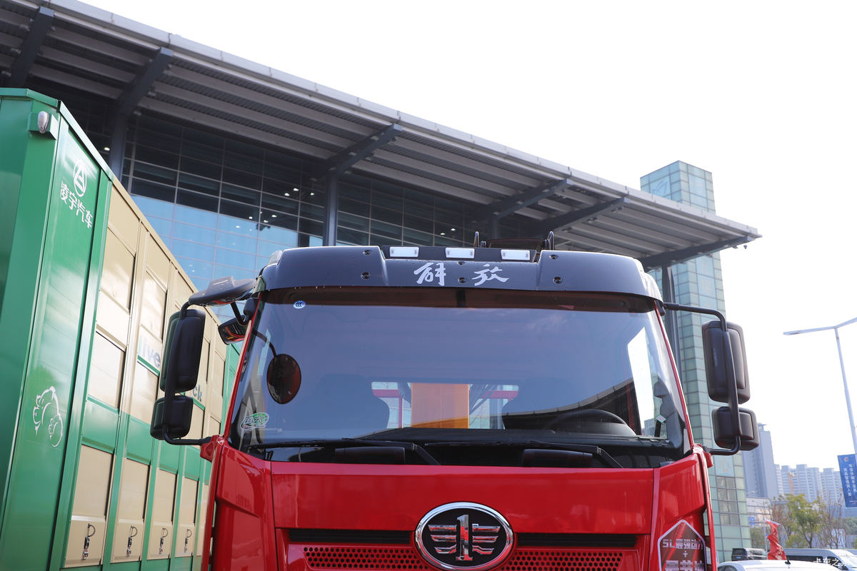 һ J6L 220 4X2 泵(칤)(XGS5180JSQJ6)
