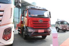 一汽解放 J6L 220马力 4X2 随车吊(徐工牌)(XGS5180JSQJ6)