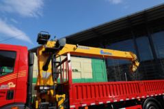 一汽解放 J6L 220马力 4X2 随车吊(徐工牌)(XGS5180JSQJ6)