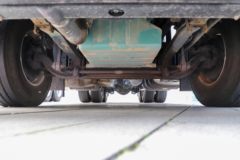 一汽解放 J7重卡 620马力 6X4 AMT自动档牵引车