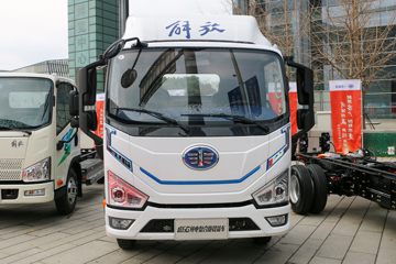 解放 虎6G 4.5T 4.16米单排纯电动厢式轻卡(CA5040XXYP40L2BEVA85)81.87kWh