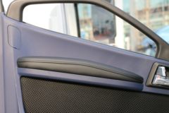 解放 虎6G中体 4.5T 单排纯电动轻卡底盘(CA1047P40L2BEVA85)86.55kWh