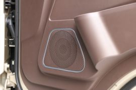 领途&nbsp;冷藏车驾驶室图片