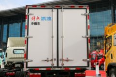 解放 领途 智能版 163马力 4X2 4.05米冷藏车 解放 领途 智能版 163马力 4X2 4.05米冷藏车