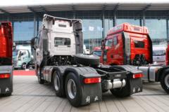 一汽解放 J6V重卡 领航版 620马力 6X4 AMT自动档牵引车(液缓)(CA4250P66K33T1E6) 一汽解放 J6V重卡 领航版 620马力 6X4 AMT自动档牵引车(液缓)(CA4250P66K33T1E6)