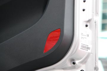 һ����� J6V�ؿ� �캽�� 620���� 6X4 AMT�Զ���ǣ����(Һ��)(CA4250P66K33T1E6)ͼƬ