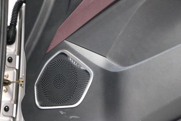 һ����� J6V�ؿ� �캽�� 620���� 6X4 AMT�Զ���ǣ����(Һ��)(CA4250P66K33T1E6)ͼƬ