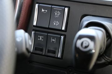 һ����� J6V�ؿ� �캽�� 620���� 6X4 AMT�Զ���ǣ����(Һ��)(CA4250P66K33T1E6)ͼƬ