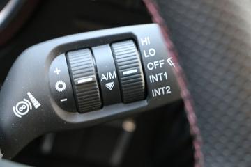 һ����� J6V�ؿ� �캽�� 620���� 6X4 AMT�Զ���ǣ����(Һ��)(CA4250P66K33T1E6)ͼƬ