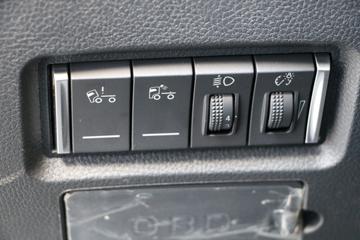 һ����� J6V�ؿ� �캽�� 620���� 6X4 AMT�Զ���ǣ����(Һ��)(CA4250P66K33T1E6)ͼƬ