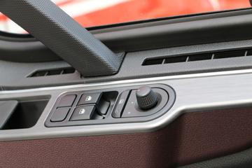 һ����� J6V�ؿ� �캽�� 620���� 6X4 AMT�Զ���ǣ����(Һ��)(CA4250P66K33T1E6)ͼƬ