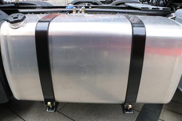 һ����� J6V�ؿ� �캽�� 620���� 6X4 AMT�Զ���ǣ����(Һ��)(CA4250P66K33T1E6)ͼƬ