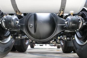 һ����� J6V�ؿ� �캽�� 620���� 6X4 AMT�Զ���ǣ����(Һ��)(CA4250P66K33T1E6)ͼƬ