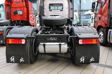 һ����� J6V�ؿ� �캽�� 620���� 6X4 AMT�Զ���ǣ����(Һ��)(CA4250P66K33T1E6)ͼƬ